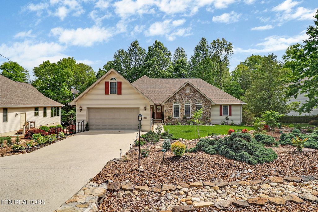 Photo of 118 Cathedral Drive, Fairfield Glade, TN 38558 (MLS # 1339168)