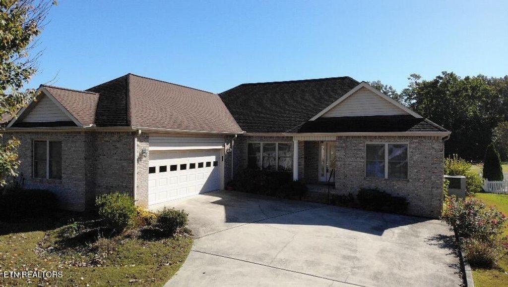 Photo of 103 Oohleeno Way, Loudon, TN 37774 (MLS # 1319554)