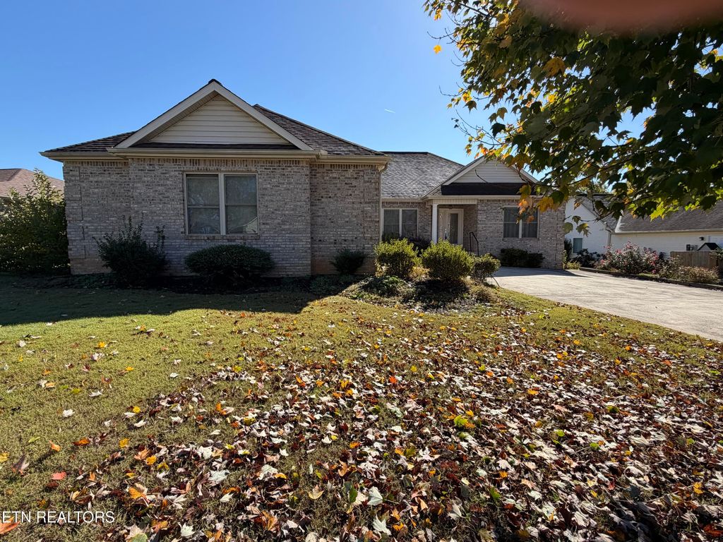Photo of 103 Oohleeno Way, Loudon, TN 37774 (MLS # 1319554)