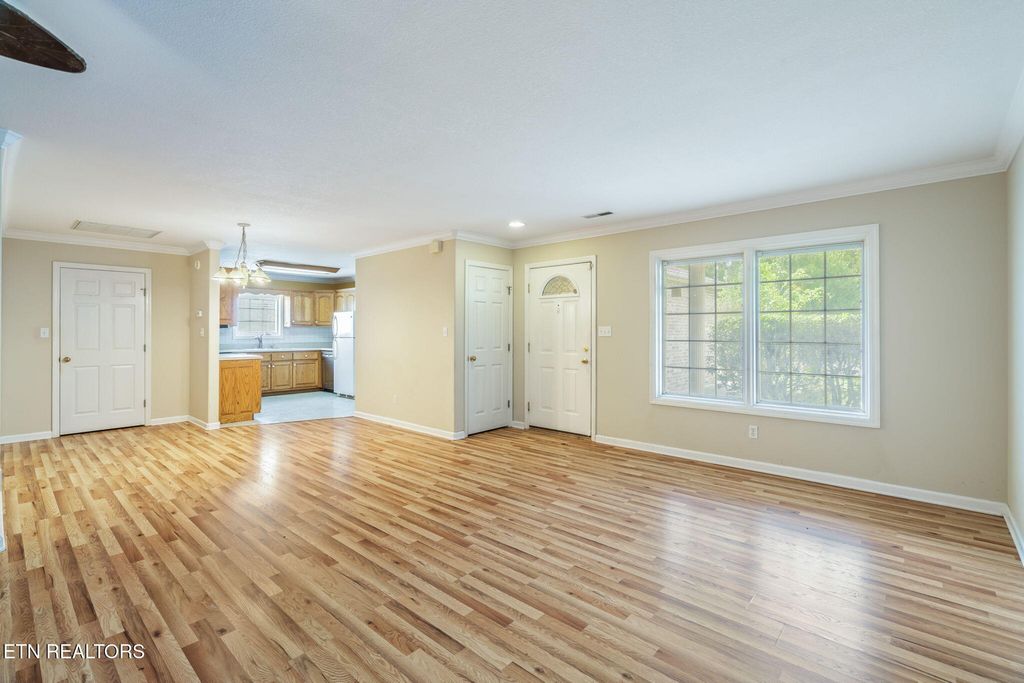 Photo of 153 Elizabethton Way, Clinton, TN 37716 (MLS # 1310975)