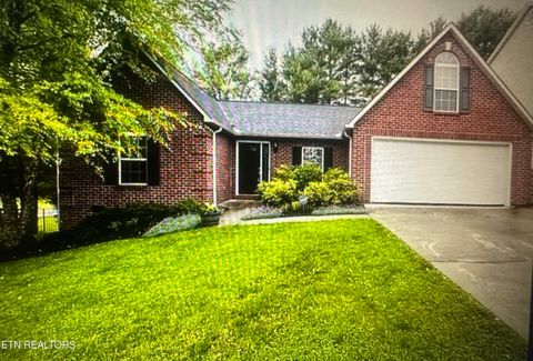 Photo of 1455 Queensbridge Drive, Knoxville, TN 37922 (MLS # 1318076)