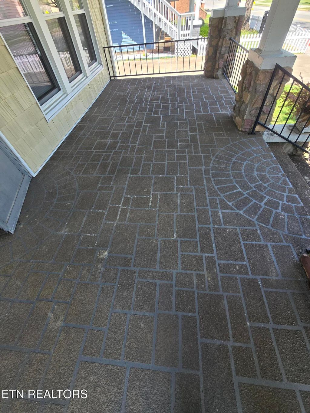 Photo of 509 High St, Sevierville, TN 37862 (MLS # 1336465)