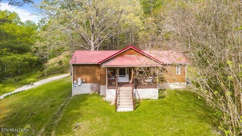 Photo of 951 Knoxville Hollow Rd, LaFollette, TN 37766 (MLS # 1337582)