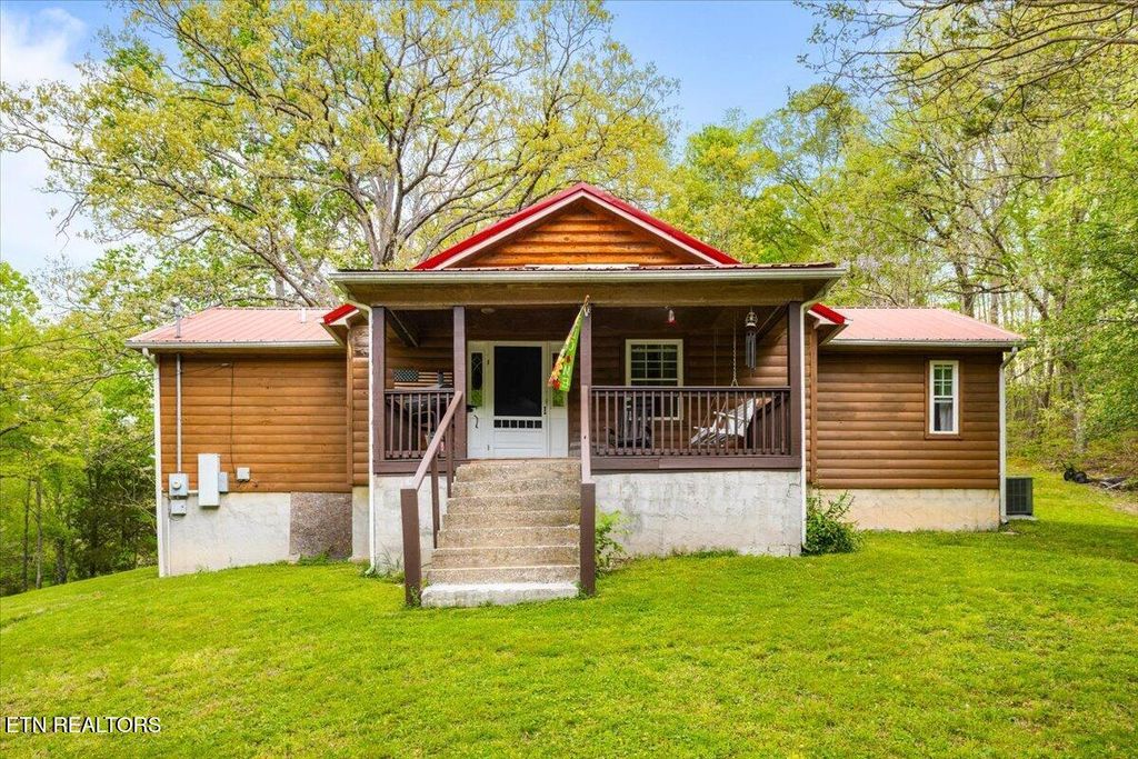 Photo of 951 Knoxville Hollow Rd, LaFollette, TN 37766 (MLS # 1337582)