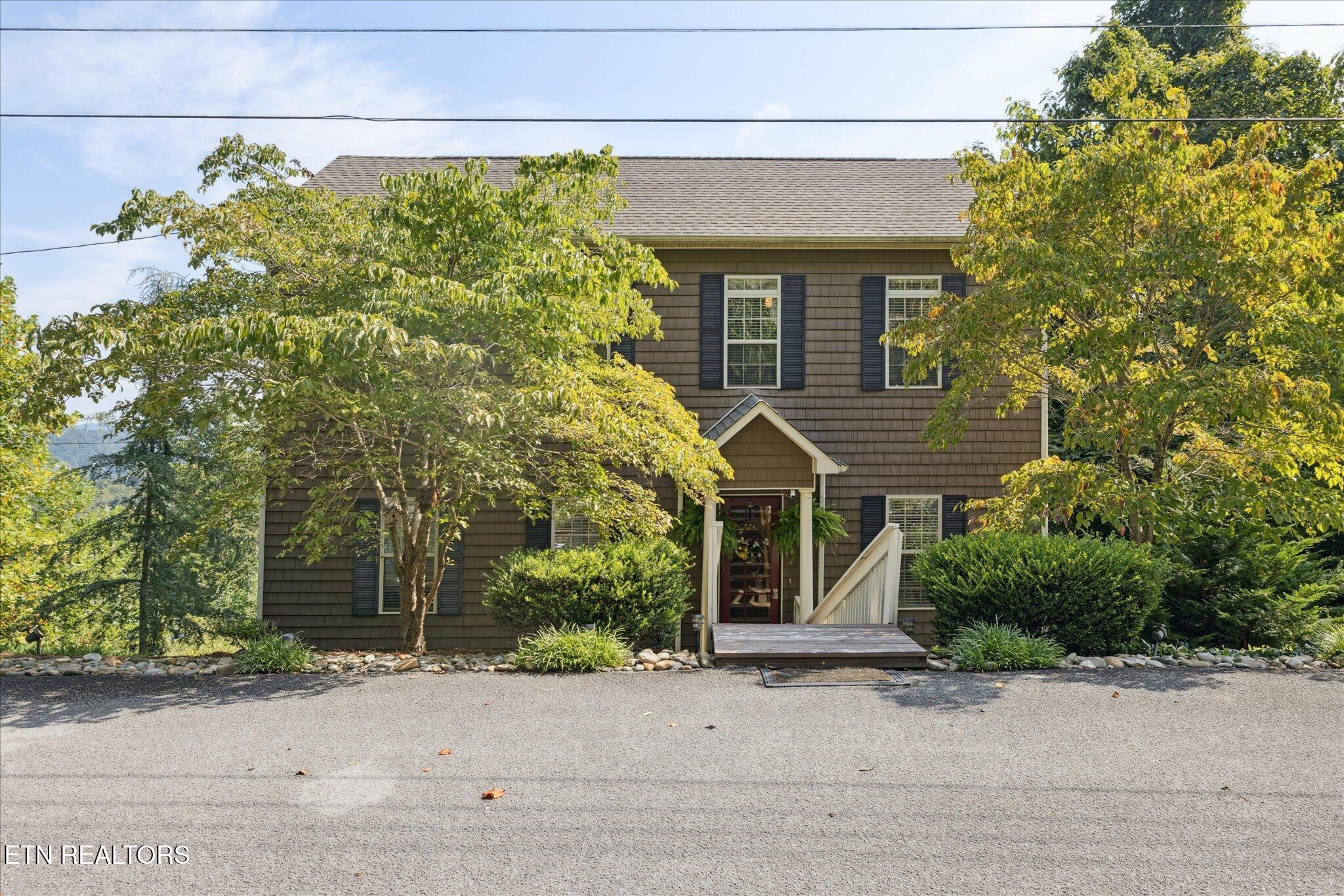 323 Eagles Cove Pkwy
