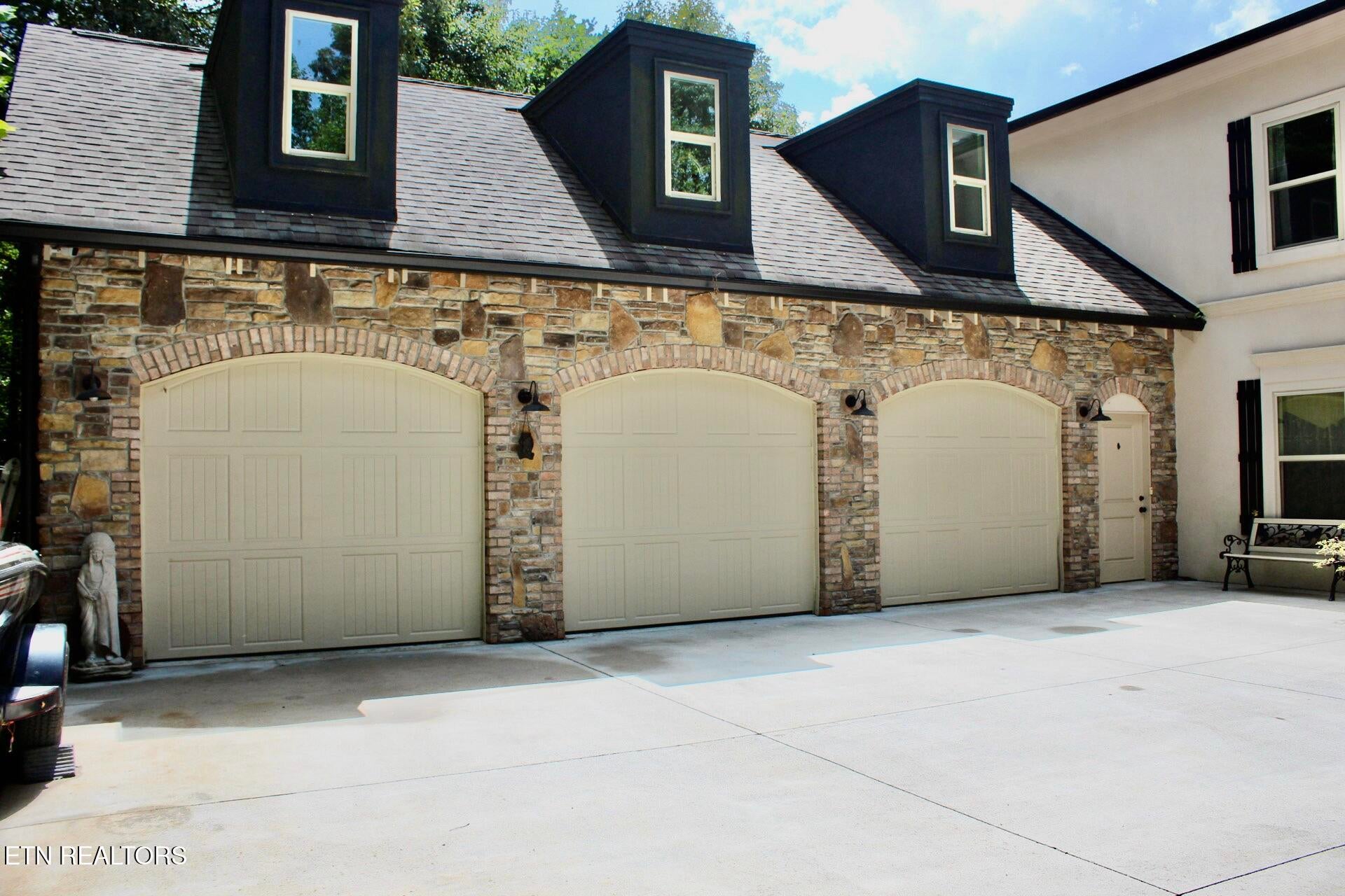 405 Beard Valley Rd