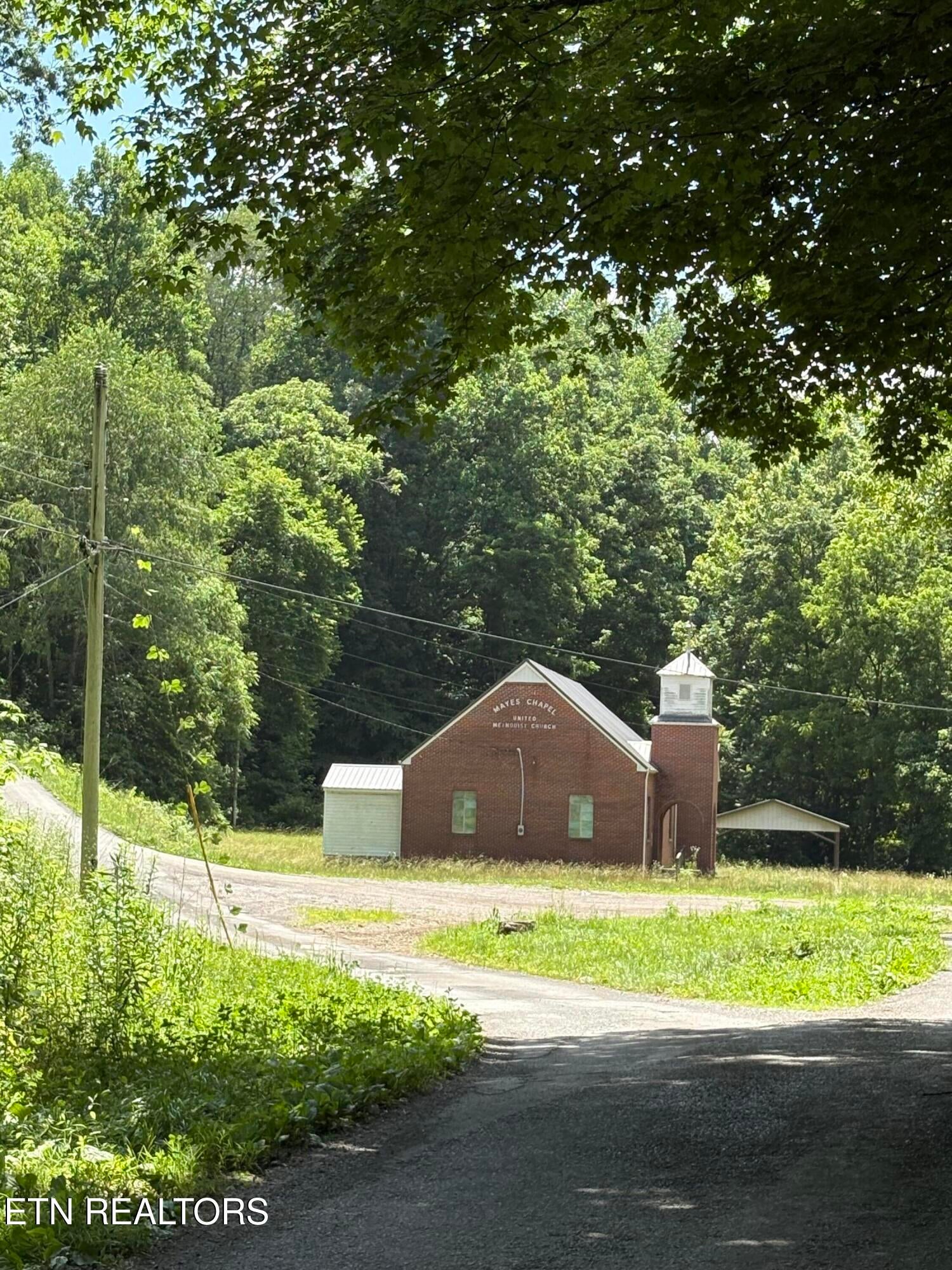 945 Lonesome Valley Rd