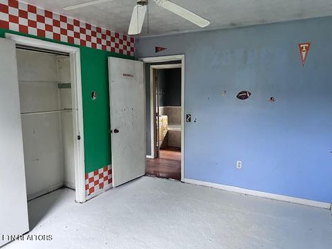 Tiny photo for 113 Smith Lane, Harriman, TN 37748 (MLS # 1340647)