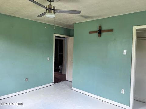 Tiny photo for 113 Smith Lane, Harriman, TN 37748 (MLS # 1340647)