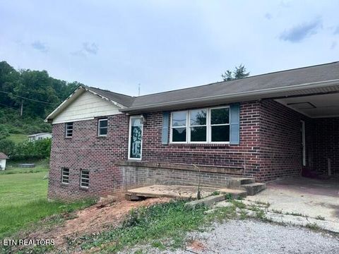 Photo of 113 Smith Lane, Harriman, TN 37748 (MLS # 1340647)