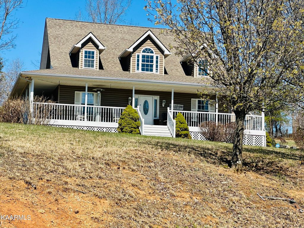 Photo of 155 MARIAH Lane, New Tazewell, TN 37825 (MLS # 1221266)