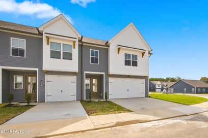 1618 Lateglow Way Knoxville TN 37931