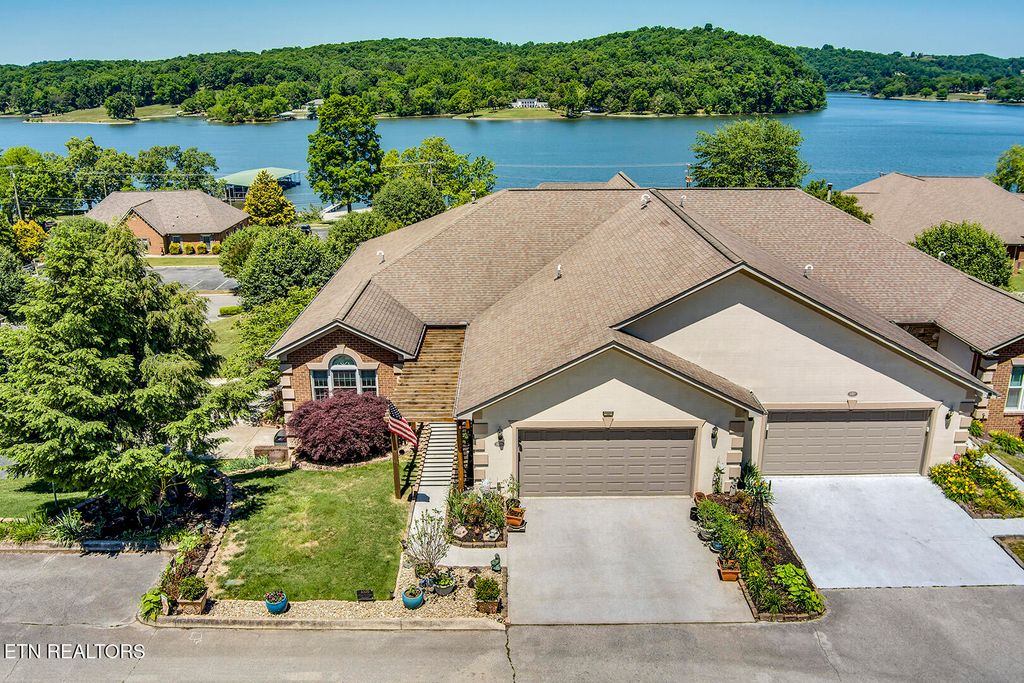 Photo of 1005 Brentwood Court, Kingston, TN 37763 (MLS # 1340220)
