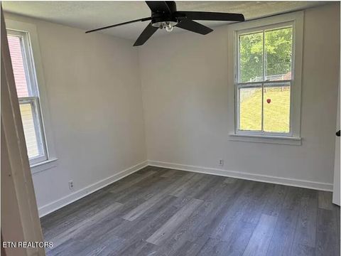 Tiny photo for 2437 Selma Ave, Knoxville, TN 37915 (MLS # 1318684)