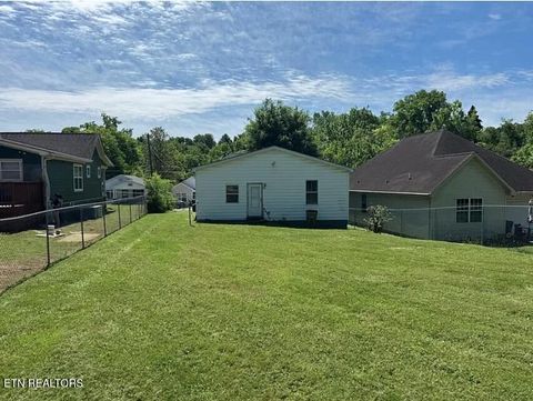 Tiny photo for 2437 Selma Ave, Knoxville, TN 37915 (MLS # 1318684)