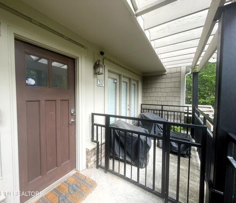 Photo of 3950 Cherokee Woods Way #210, Knoxville, TN 37920 (MLS # 1339040)