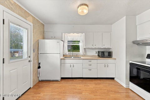 Tiny photo for 2030 Wilson Ave, Morristown, TN 37814 (MLS # 1360188)
