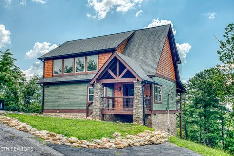 Photo of 804 Upper Picadilly Lane, Gatlinburg, TN 37738 (MLS # 1329719)