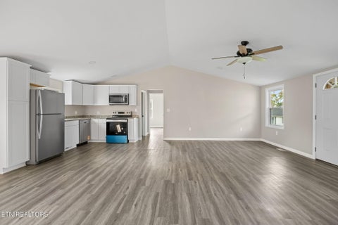 Tiny photo for 303 Hillcrest St, Clinton, TN 37716 (MLS # 1330533)