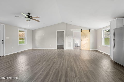 Tiny photo for 303 Hillcrest St, Clinton, TN 37716 (MLS # 1330533)
