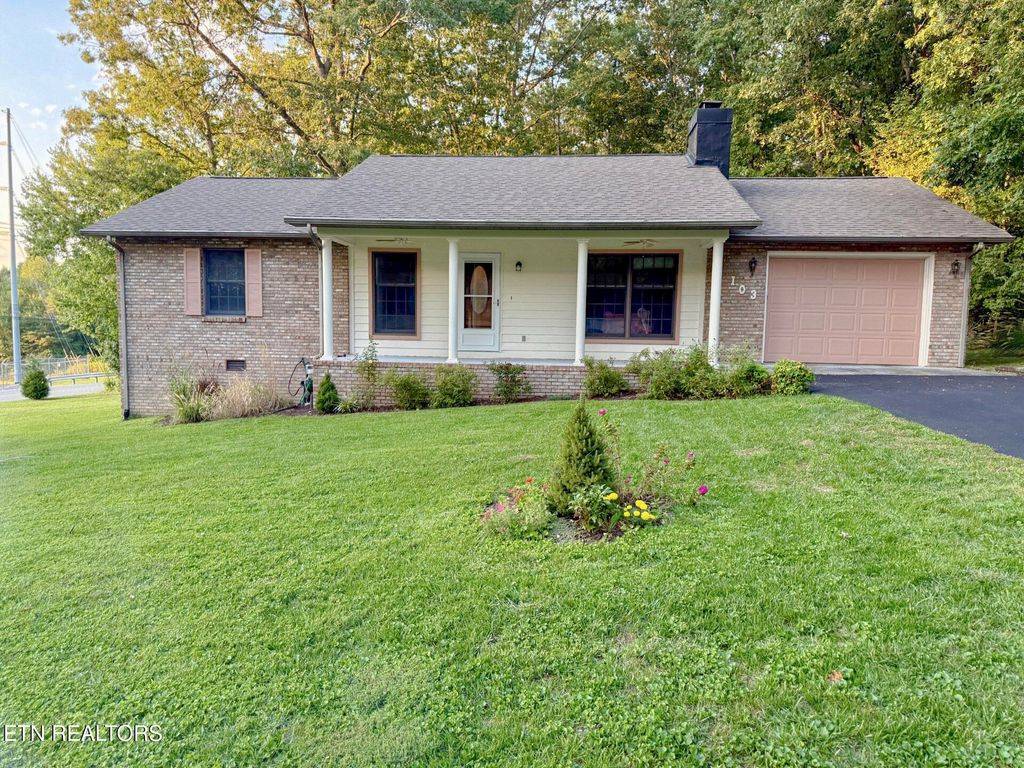 Photo of 103 Sheffield Drive, Crossville, TN 38558 (MLS # 1315405)