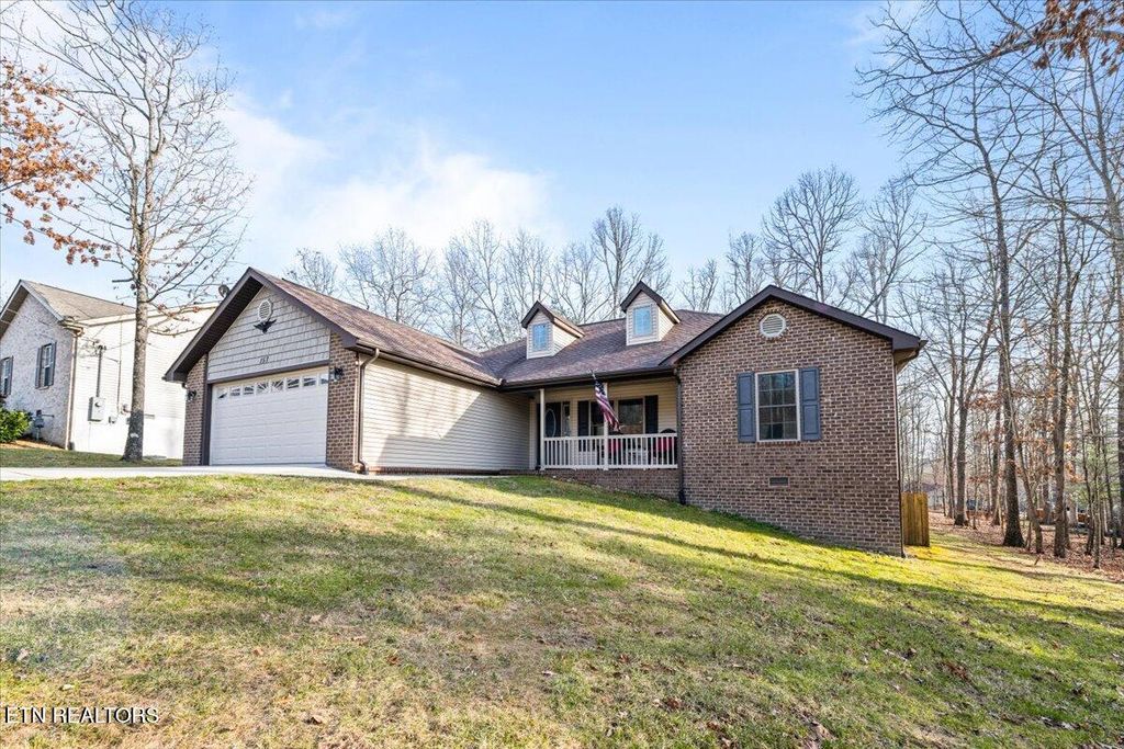 Photo of 157 Exeter Drive, Crossville, TN 38558 (MLS # 1329197)