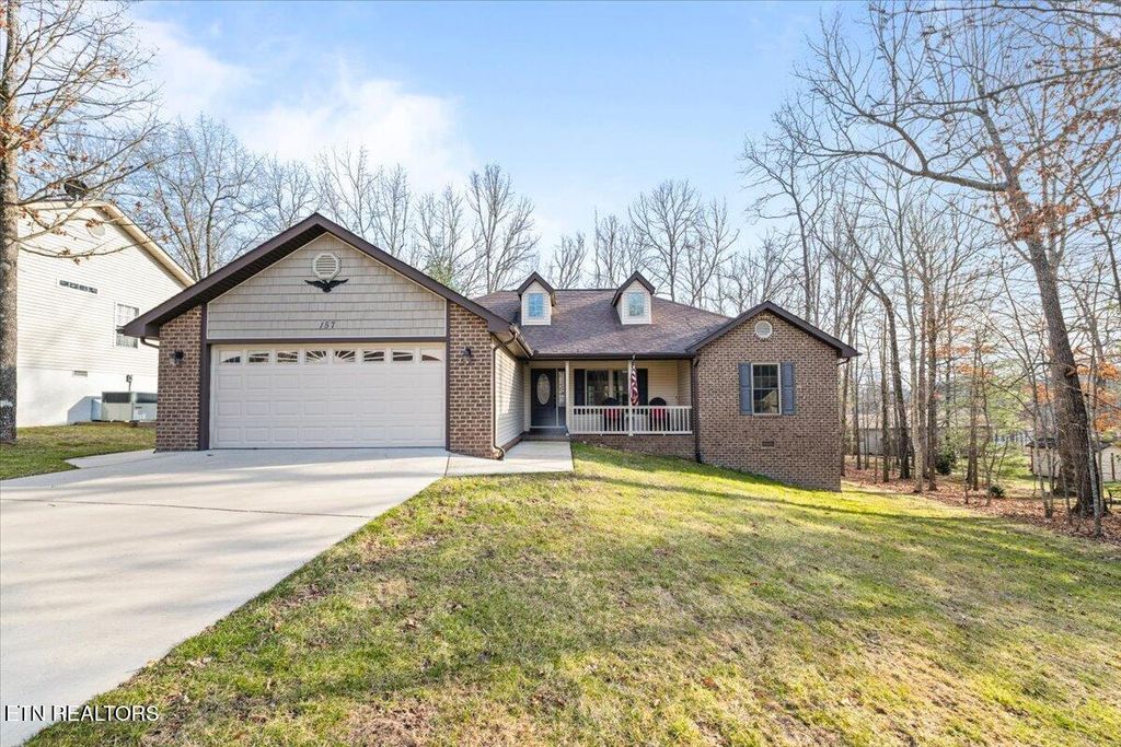 Photo of 157 Exeter Drive, Crossville, TN 38558 (MLS # 1329197)