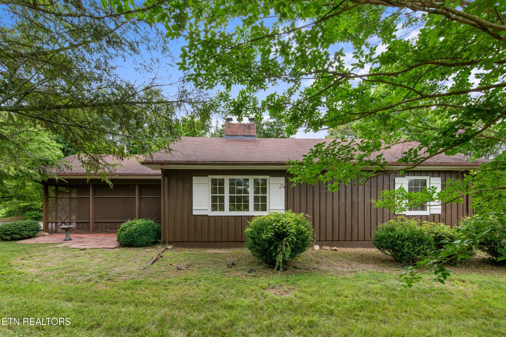 Photo of 541 Big Springs Drive, Mosheim, TN 37818 (MLS # 1345990)