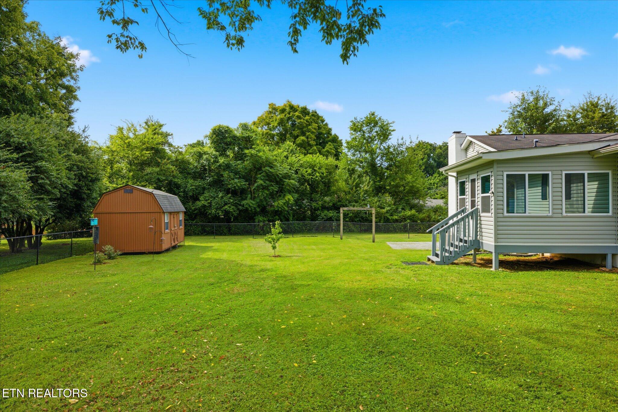 412 Bridgewater Rd