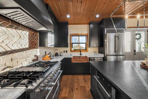 Tiny photo for 561 Edgewood Drive, Gatlinburg, TN 37738 (MLS # 1332965)