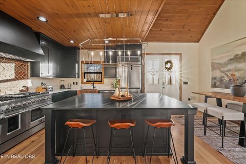 Tiny photo for 561 Edgewood Drive, Gatlinburg, TN 37738 (MLS # 1332965)