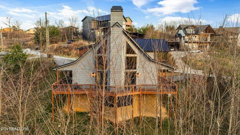 Tiny photo for 561 Edgewood Drive, Gatlinburg, TN 37738 (MLS # 1332965)