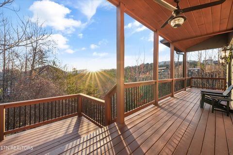 Tiny photo for 561 Edgewood Drive, Gatlinburg, TN 37738 (MLS # 1332965)
