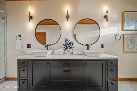 Tiny photo for 561 Edgewood Drive, Gatlinburg, TN 37738 (MLS # 1332965)