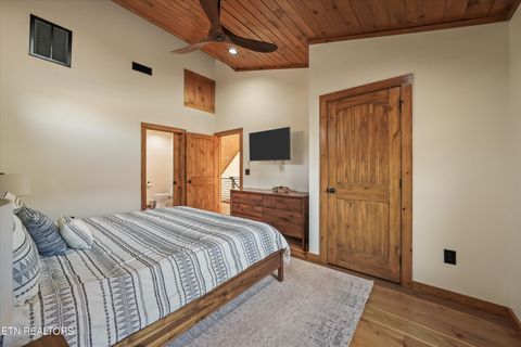 Tiny photo for 561 Edgewood Drive, Gatlinburg, TN 37738 (MLS # 1332965)