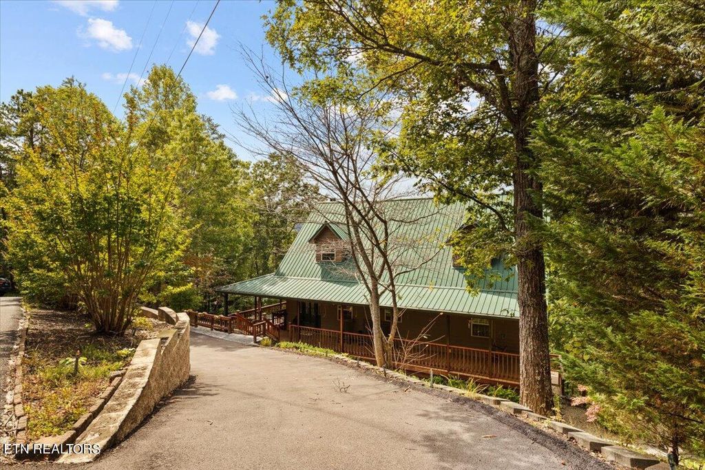 Photo of 114 Big John Cove, Townsend, TN 37882 (MLS # 1240923)