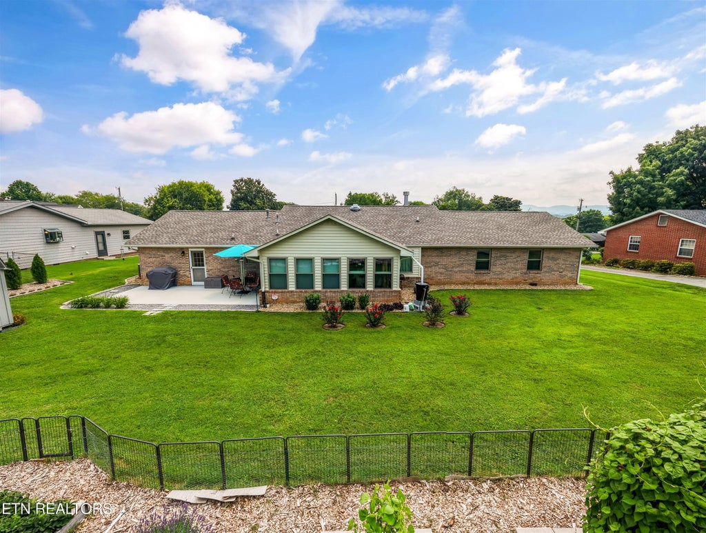 Photo of 1707 Linda Lane, Maryville, TN 37803 (MLS # 1350447)