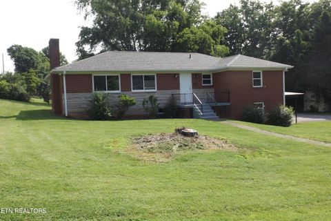 Single Family Residence in Maryville TN 602 Cardinal St.jpg