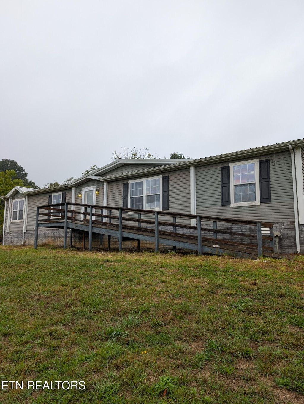 Photo of 813 Hide A Way Rd, Dandridge, TN 37725 (MLS # 1315610)