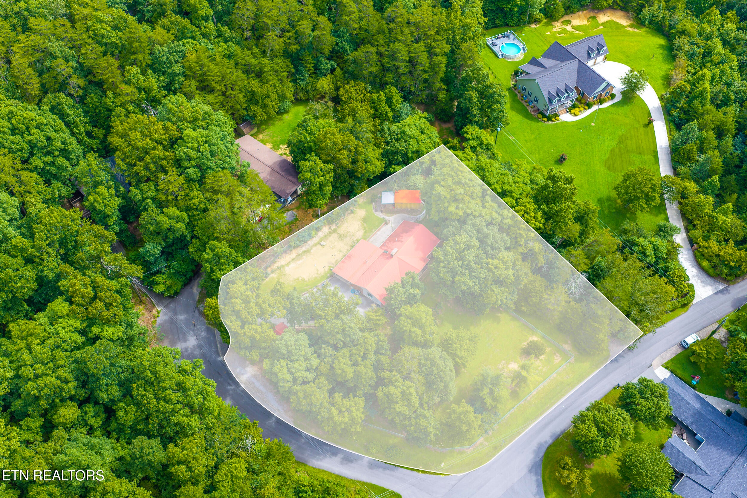 744 Lee Circle