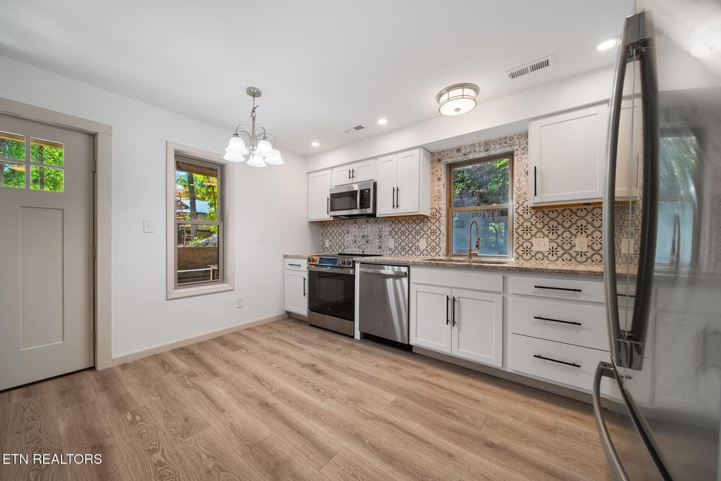 Photo of 2468 Whipoorwill Hl Way, Sevierville, TN 37862 (MLS # 1319141)