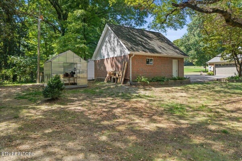Tiny photo for 1121 Woodward Ave, Athens, TN 37303 (MLS # 1356144)