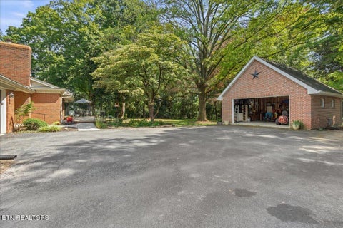 Tiny photo for 1121 Woodward Ave, Athens, TN 37303 (MLS # 1356144)