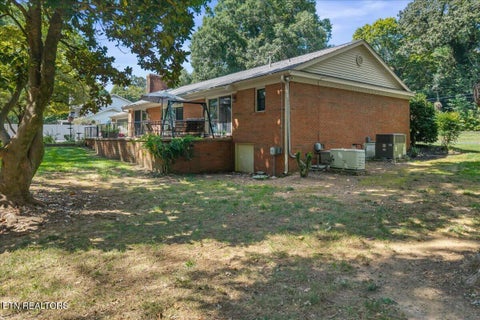 Tiny photo for 1121 Woodward Ave, Athens, TN 37303 (MLS # 1356144)