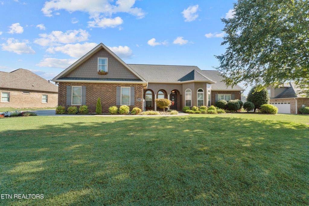 Photo of 1420 St Thomas Way, Alcoa, TN 37701 (MLS # 1316128)