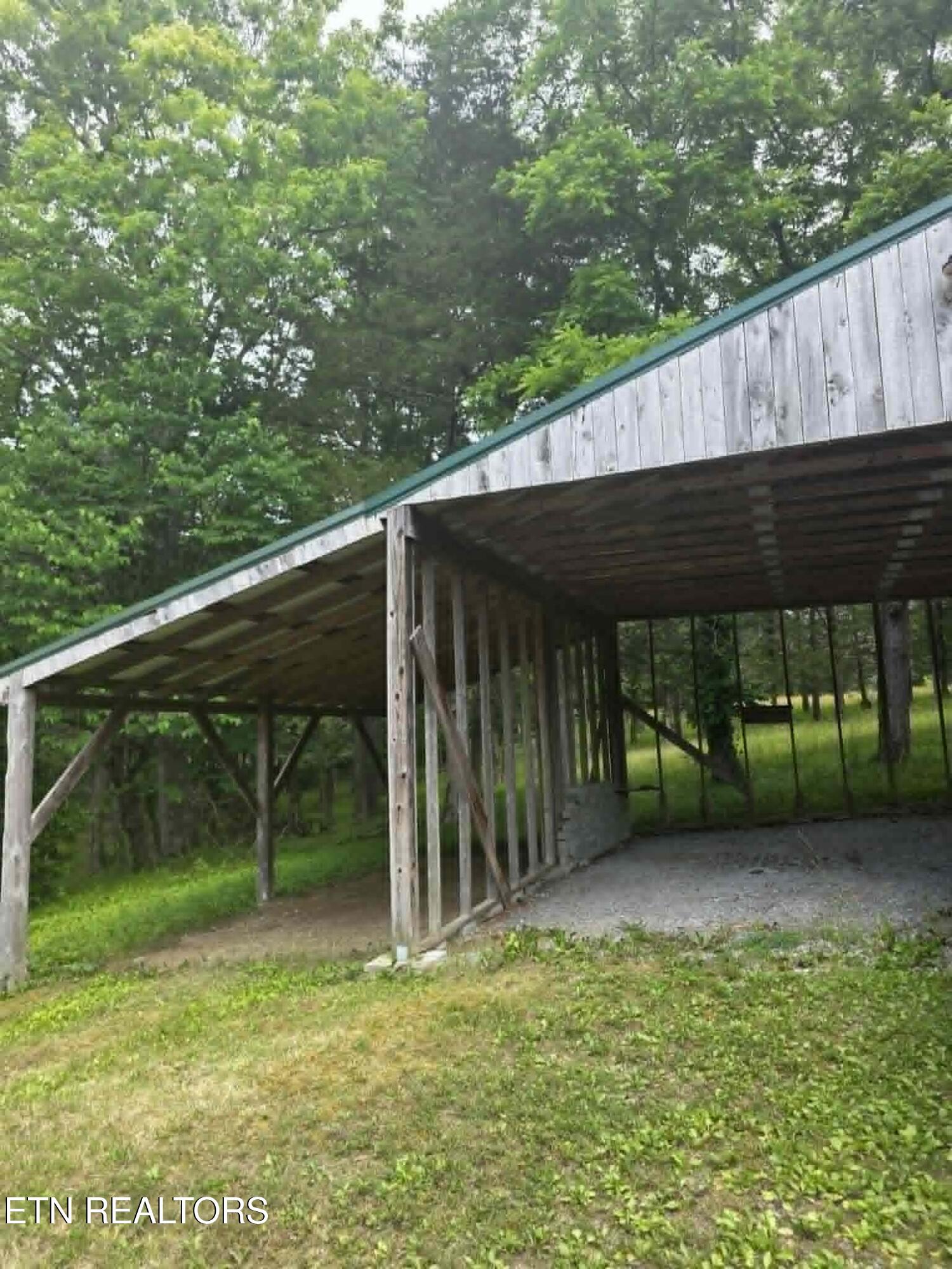 228 Marcella Rd