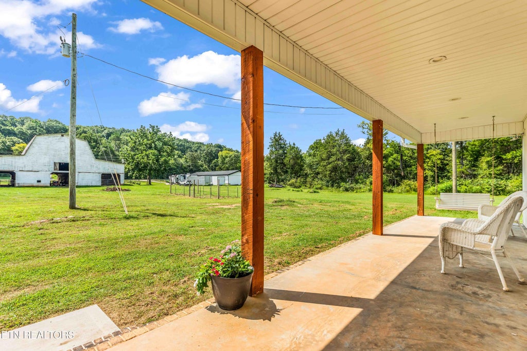 Photo of 1560 W Dumplin Valley Rd, Dandridge, TN 37725 (MLS # 1351524)
