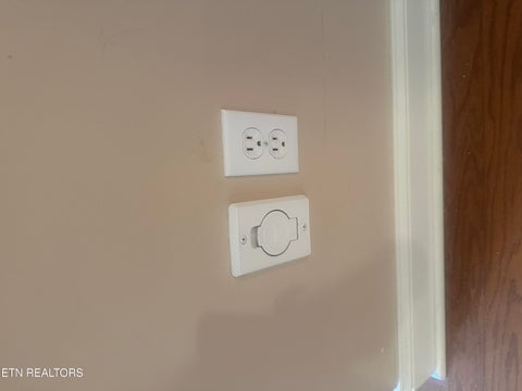 Tiny photo for 120 Meridian Way, Clinton, TN 37716 (MLS # 1345126)
