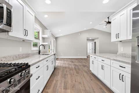 Tiny photo for 1146 Natchez Trace, Crossville, TN 38572 (MLS # 1343429)