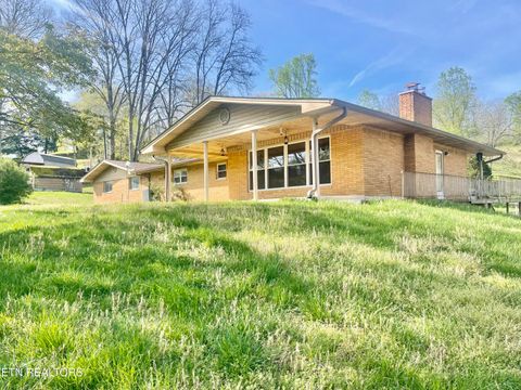 980 Blue Top Rd Tazewell TN 37879